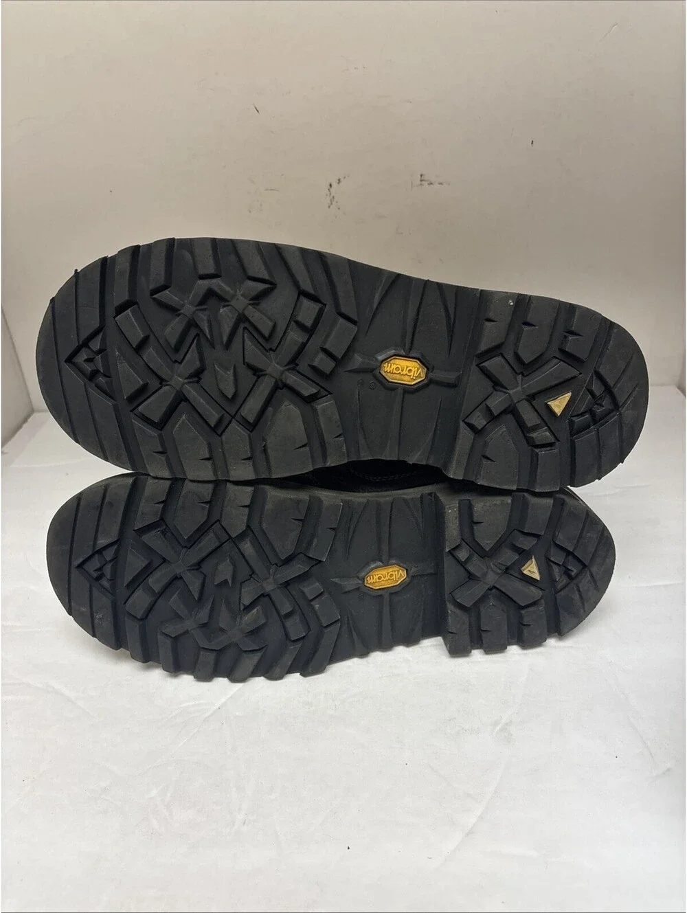 DAKOTA Men's 557 8